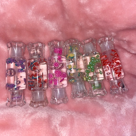 Strawberry clear gloss - Picture 2 of 4